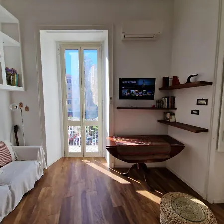 Hébergement de vacances Casa Panoramica Posillipo S. Luigi 14 Arts Factory Naples