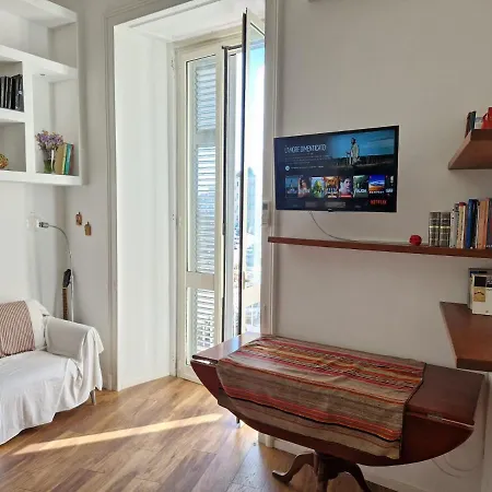 Casa Panoramica Posillipo S. Luigi 14 Arts Factory Tatil Evi
